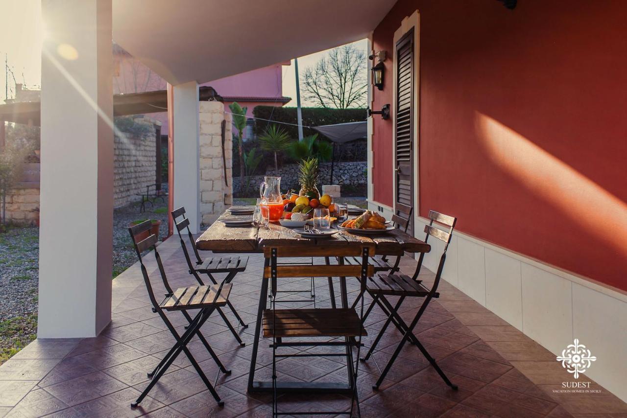 Villa Clara Country Retreat Solarino Extérieur photo